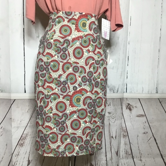 Lularoe Cassie Skirt - Picture 5 of 13